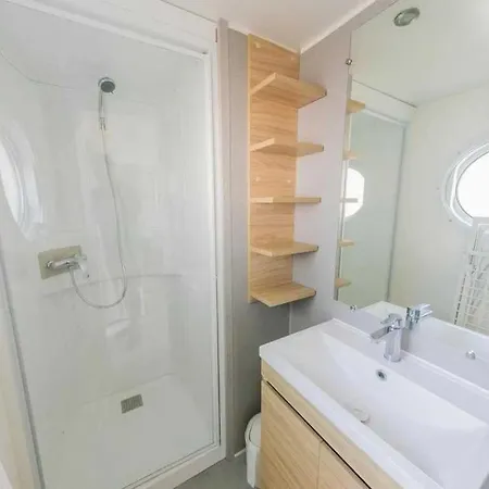 - Piscine - Ccbbggf אתר קמפינג *