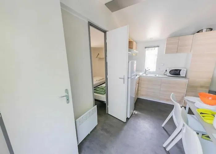 Camping - Piscine - Ccbbggf