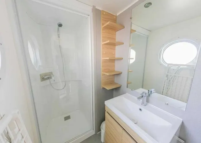 - Piscine - Ccbbggf Camping *